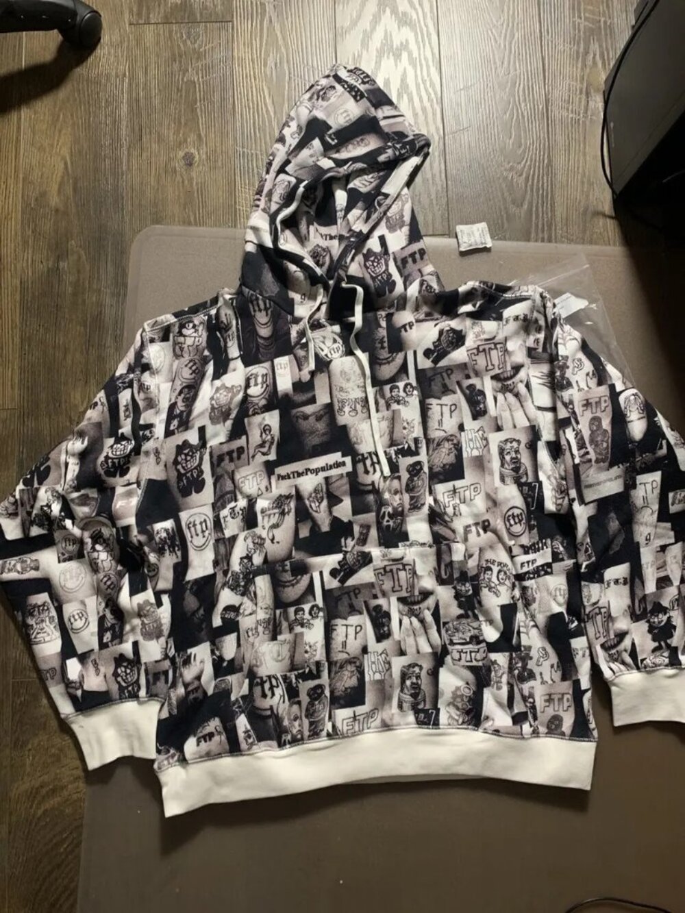FTP Tattoo Pullover size XL
